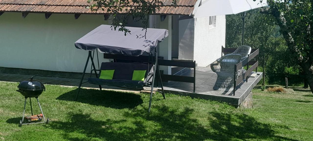 הוילה גורני מילנובץ Vikendica Gaj מראה חיצוני תמונה